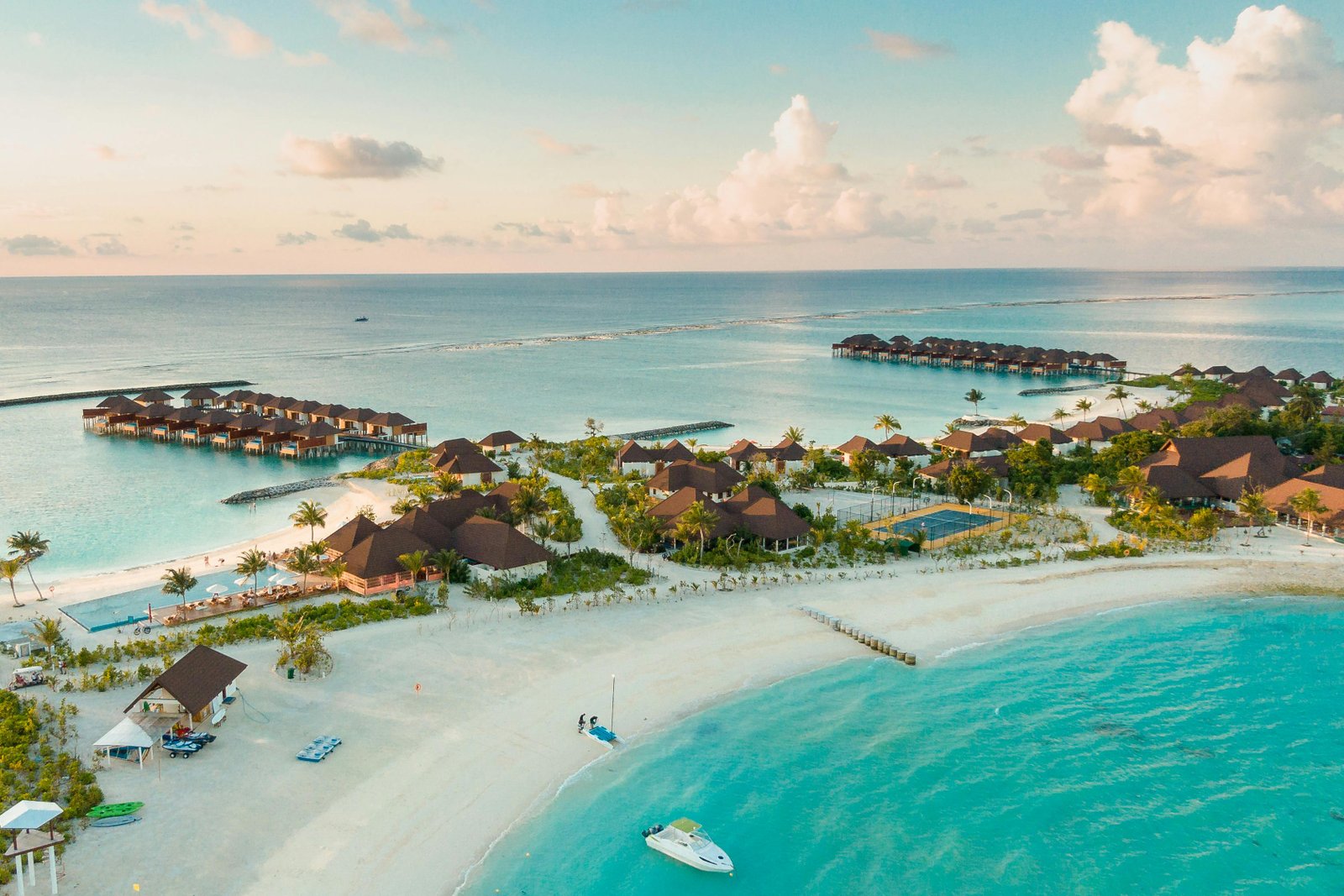 Aerial view of a luxury Maldives resort | MagEdge water safety system
